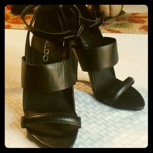 6.5 Aldo's black ankle strap heel